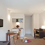 Aparthotel Adagio Access Louis Bale 3*