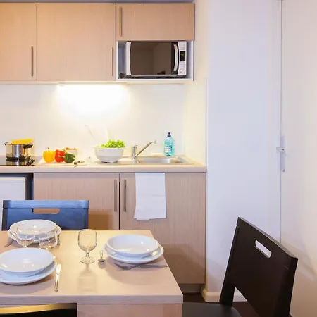 アパートホテル アパートホテル アダージョ アクセス サン ルイ バレ サン・ルイ