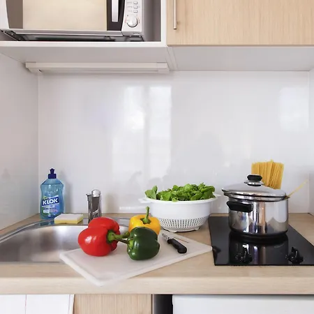 アパートホテル アダージョ アクセス サン ルイ バレ 3* サン・ルイ