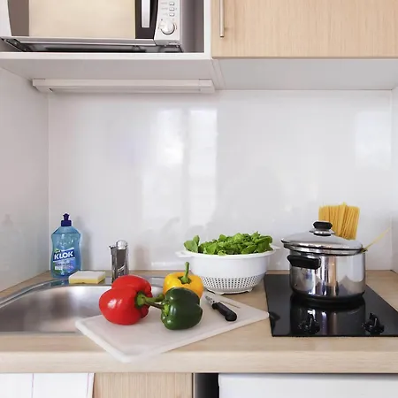 アパートホテル アパートホテル アダージョ アクセス サン ルイ バレ サン・ルイ