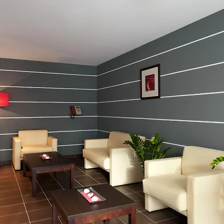 Adagio Access Louis Bale Aparthotel