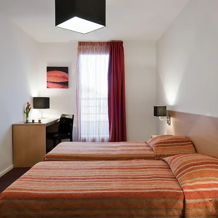 アパートホテル アダージョ アクセス サン ルイ バレ 3*