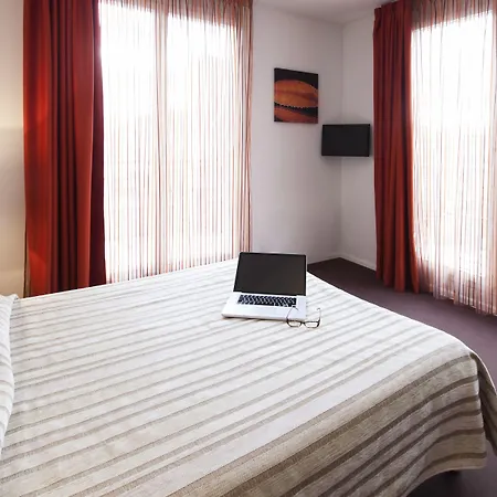 アパートホテル アパートホテル アダージョ アクセス サン ルイ バレ サン・ルイ