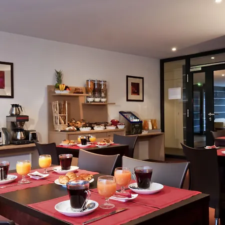 アパートホテル アダージョ アクセス サン ルイ バレ サン・ルイ