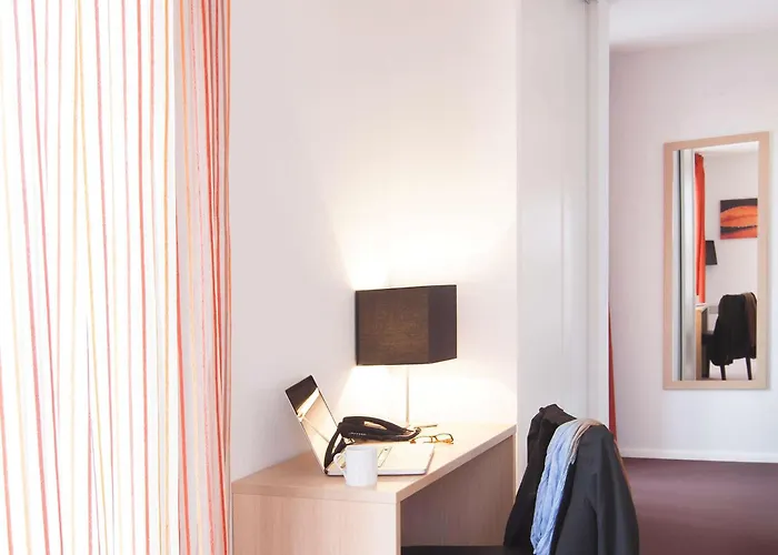 Adagio Access Louis Bale 3*