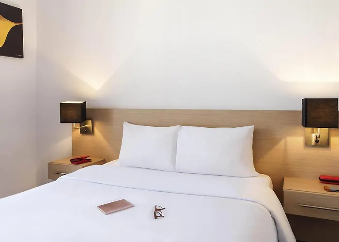 Aparthotel Adagio Access Louis Bale 3*