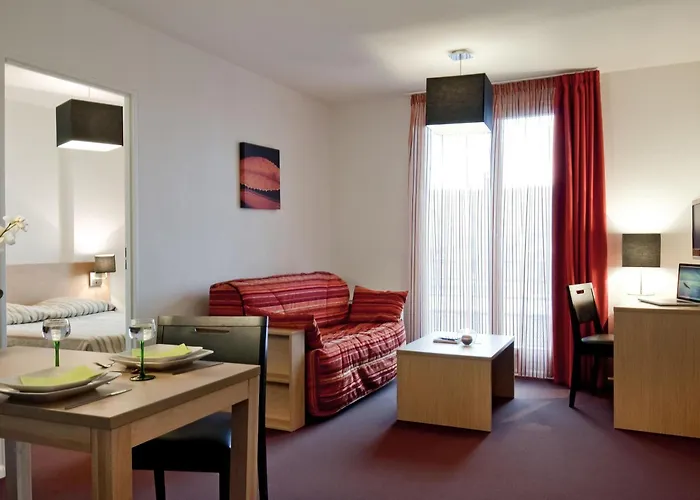 Adagio Access Louis Bale 3*