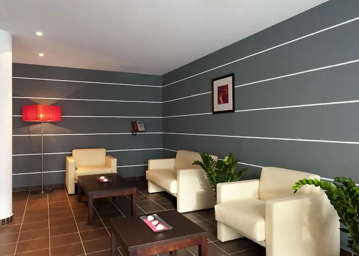 Adagio Access Louis Bale Aparthotel