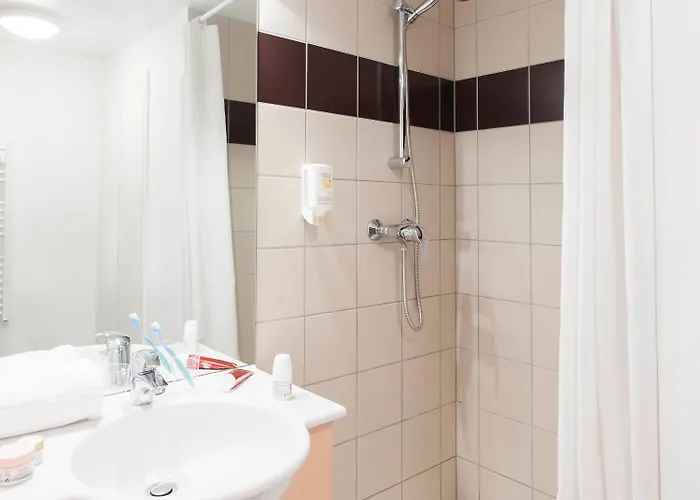 Aparthotel Adagio Access Louis Bale 3*