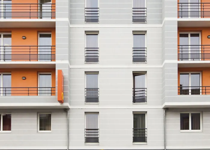 Adagio Access Louis Bale Aparthotel 3*